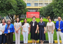 Madame la Directrice Générale en visite au Shanghai Institute of Commerce and Foreign Languages (SICFL)